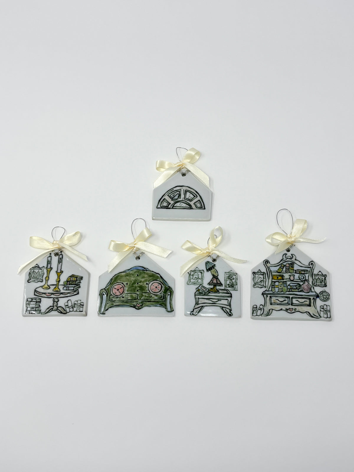 Dollhouse Furniture Ornament Set
