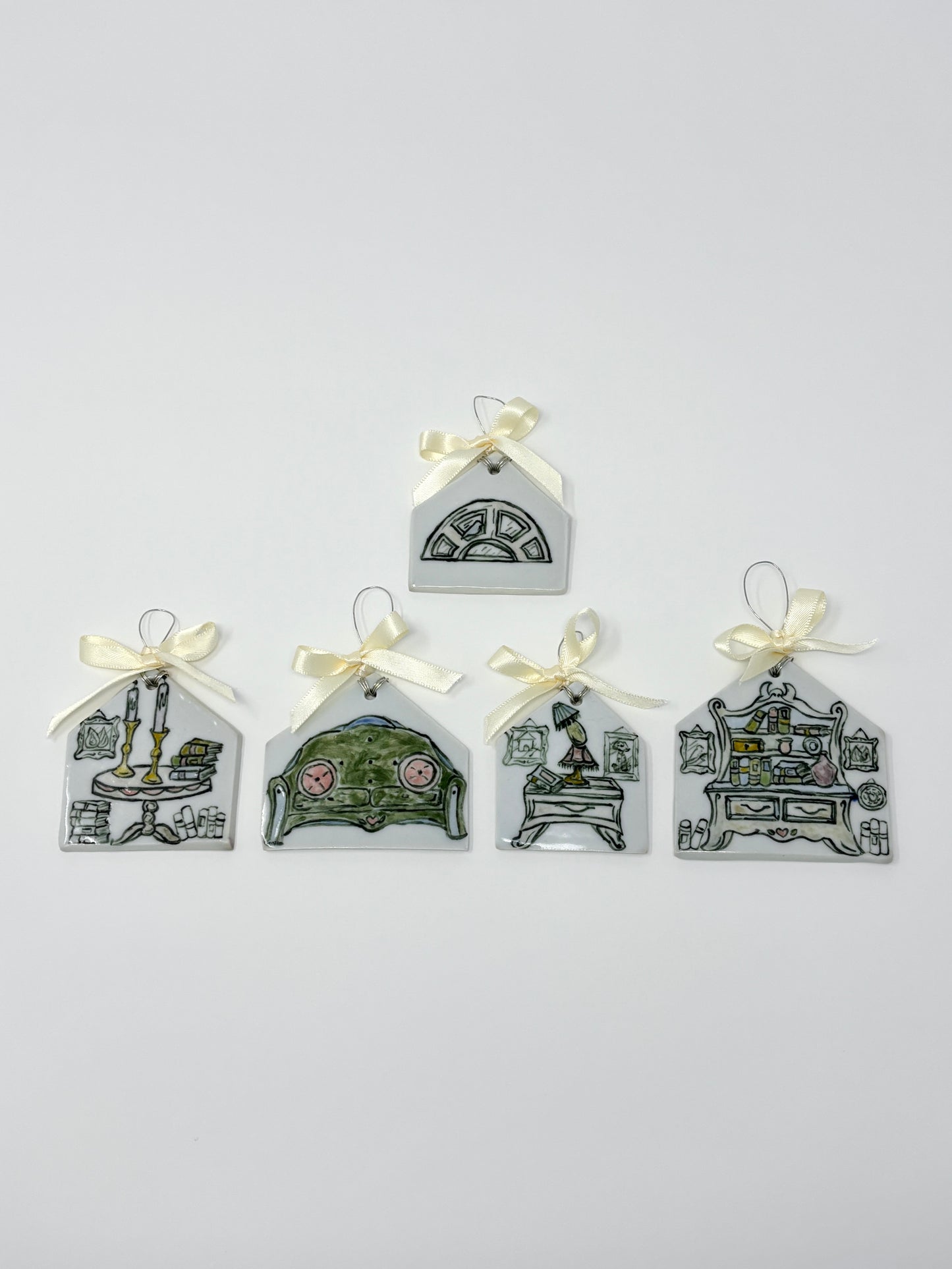 Dollhouse Furniture Ornament Set