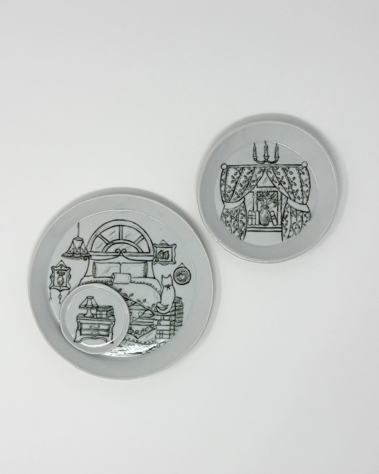 Dollhouse Bedroom Plate Set