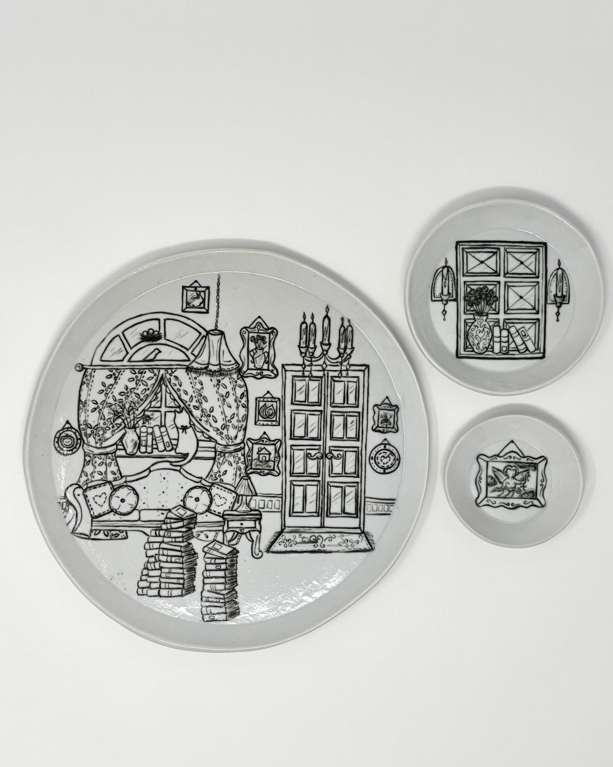Dollhouse Parlor Plate Set