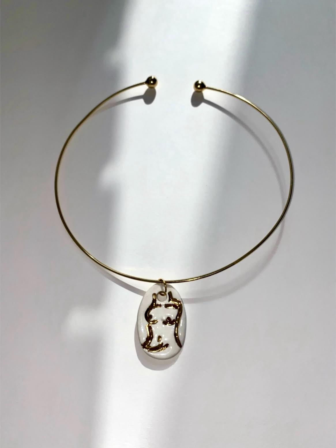 Seated Nude Choker in Gold